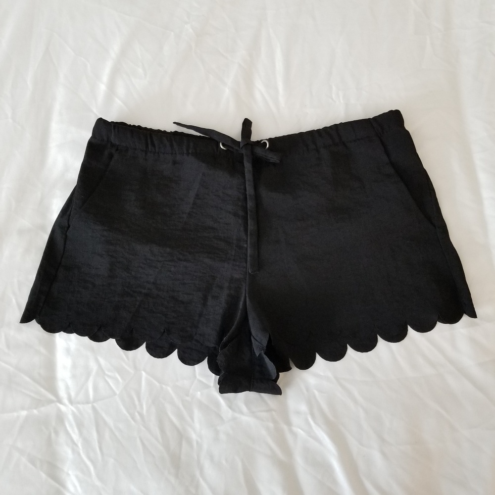 Divided By H&M Black Scallop Dress Short